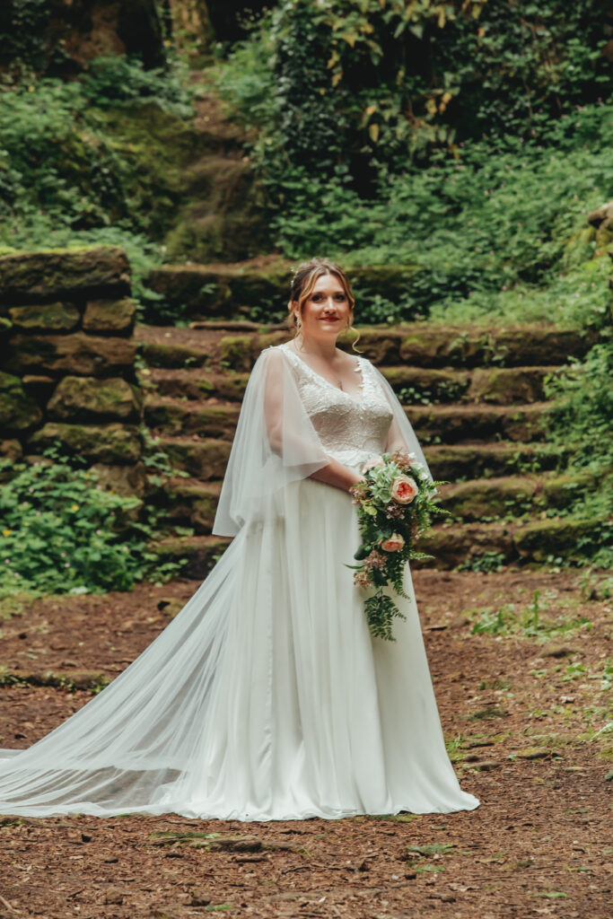 alteravita couture robe de mariée sur mesure, femme ronde